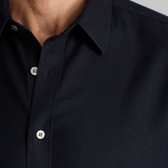 UNTUCKit Veneto WF Blackberry - Picture 2 of 5